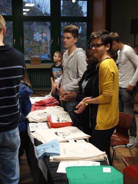 Am Basarstand 2013